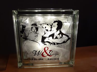 glasblok met verlichting - Afbeelding 4